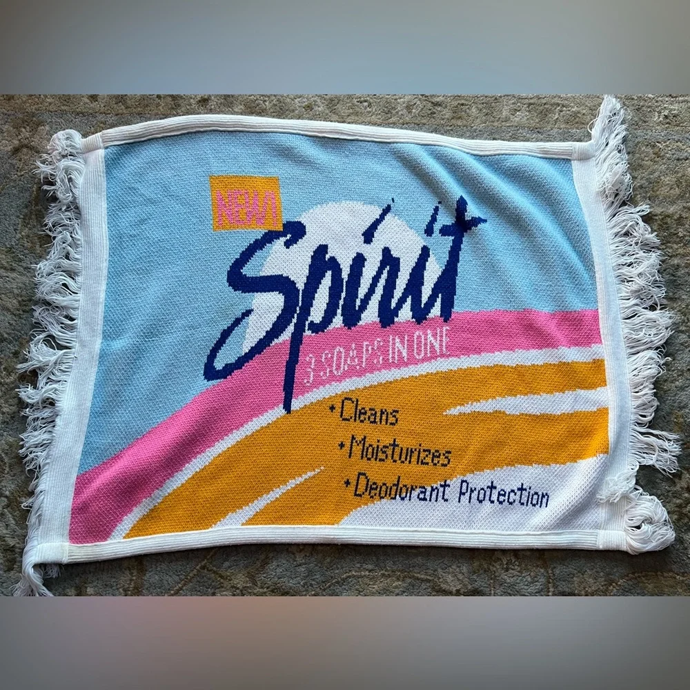 Novelty Ad‎ Logo Lap Knotted Blanket Spirit Soap